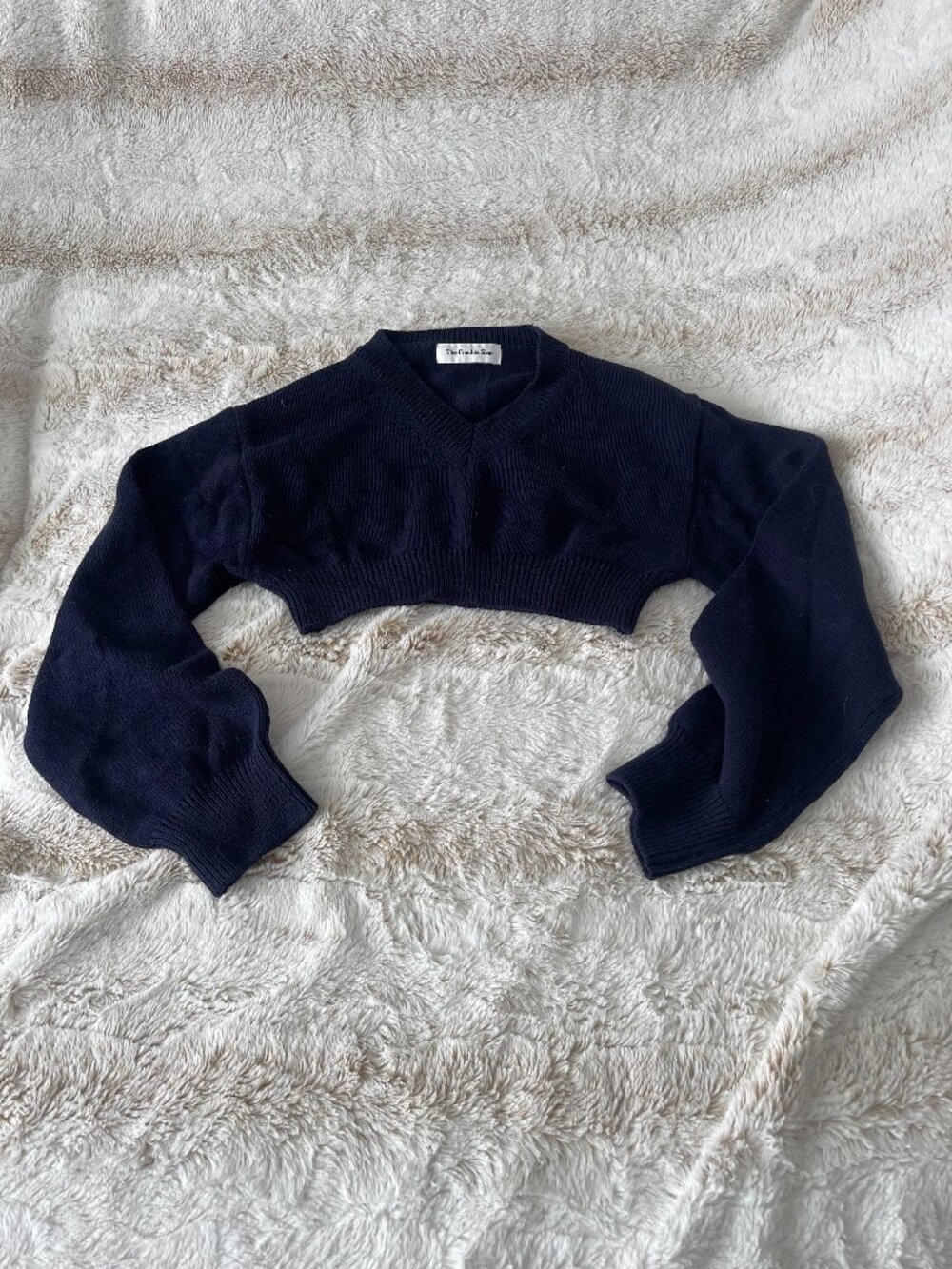 The Frankie Shop Ultra Cropped V-Neck Cotton Sweater - Navy Blue Knit Small